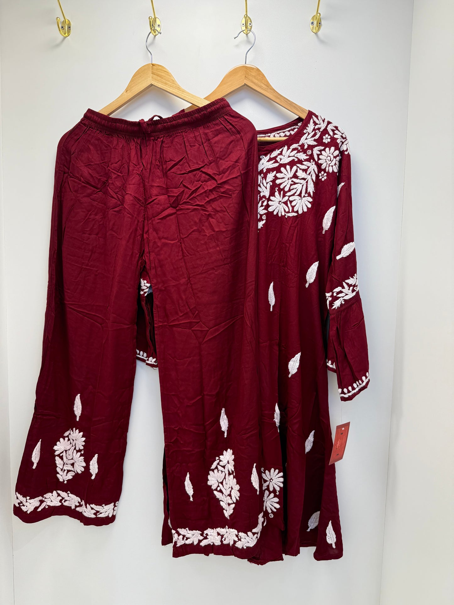 MCCK119-PREMIUM CHIKANKARI KURTI SET