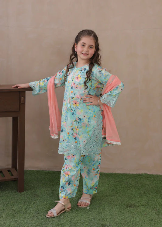 MCK121-PREMIUM LAWN SUITS