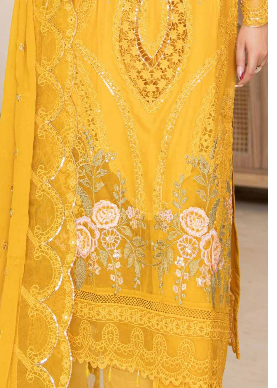MCAJ109-PREMIUM EMBROIDERED SUIT
