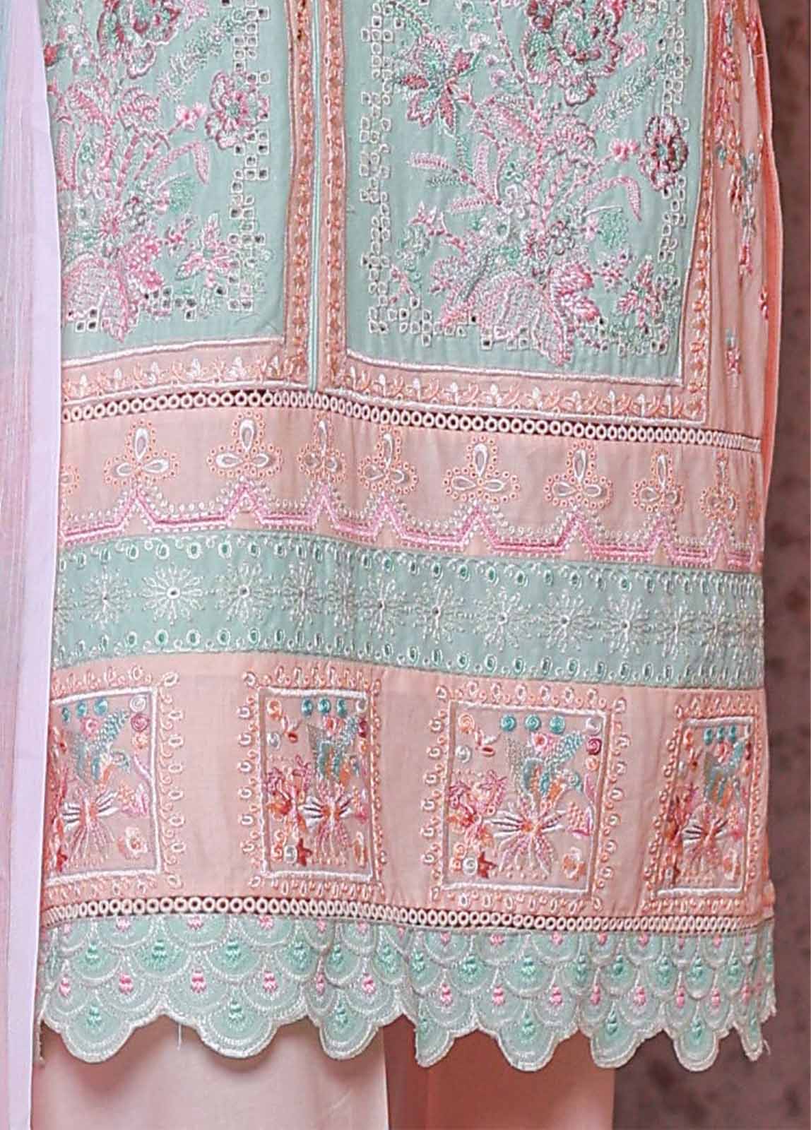 MCBS102-EMBROIDERED SUIT