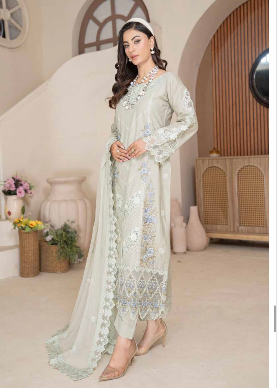MCAJ108-PREMIUM EMBROIDERED SUIT