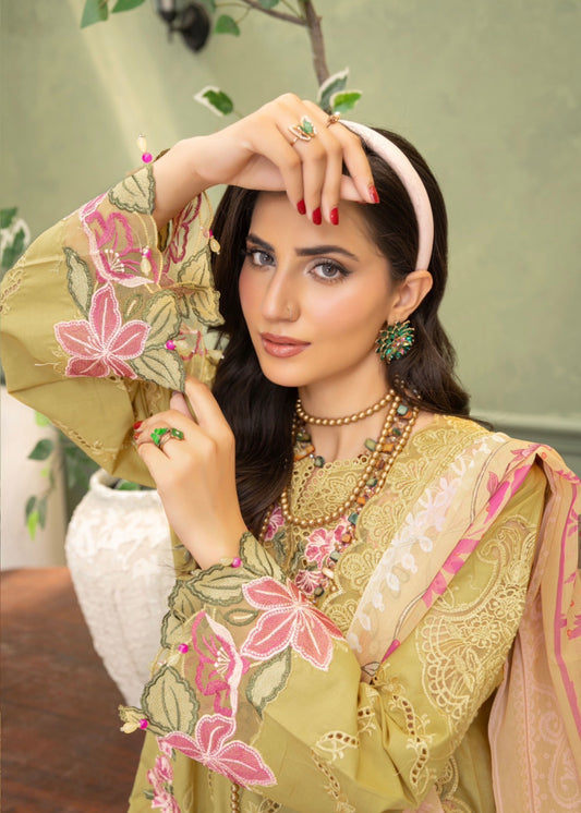 MCAR114-LUXURY COTTON LAWN SUITS