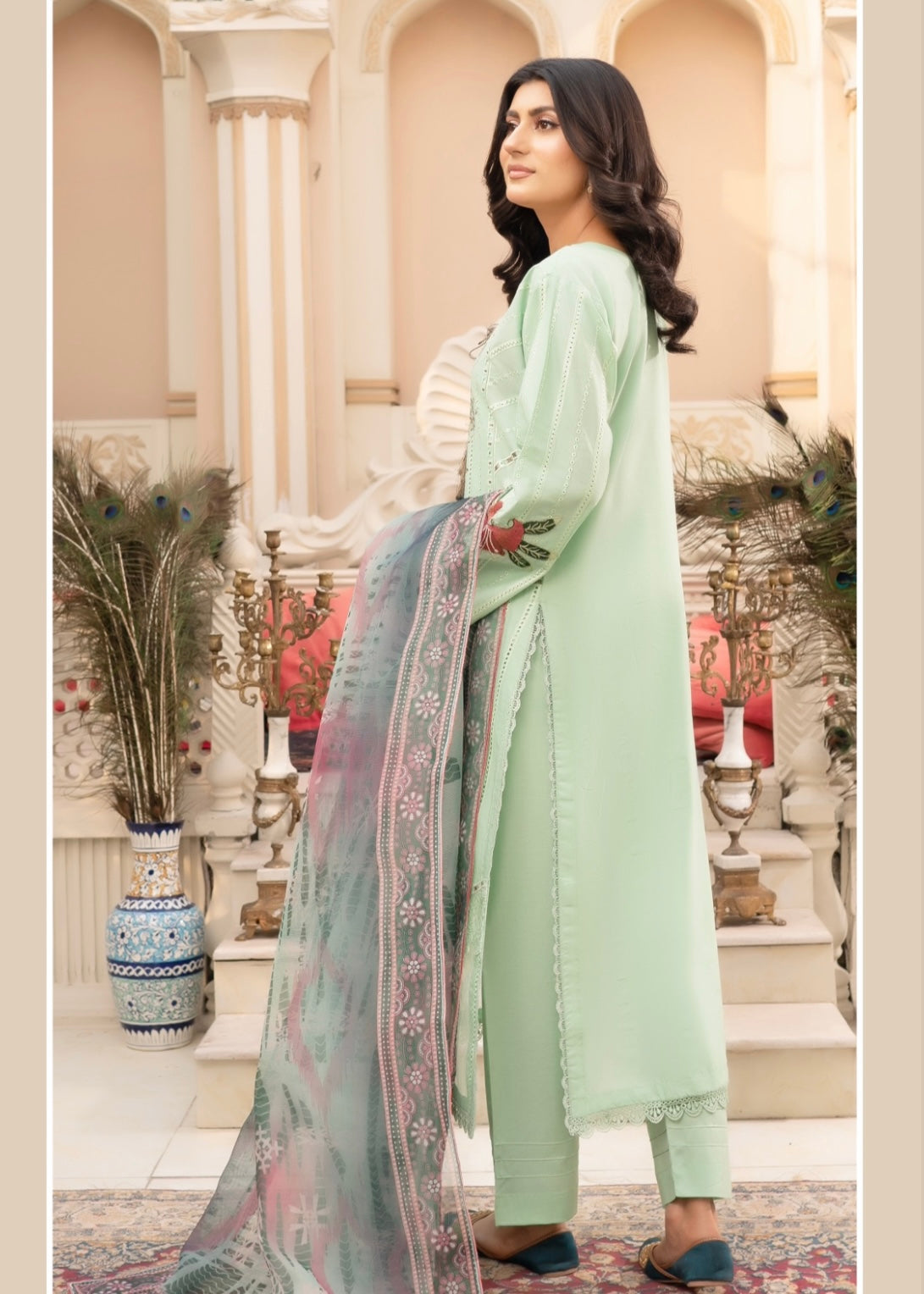MCMR103-LUX EMBROIDERED SUIT