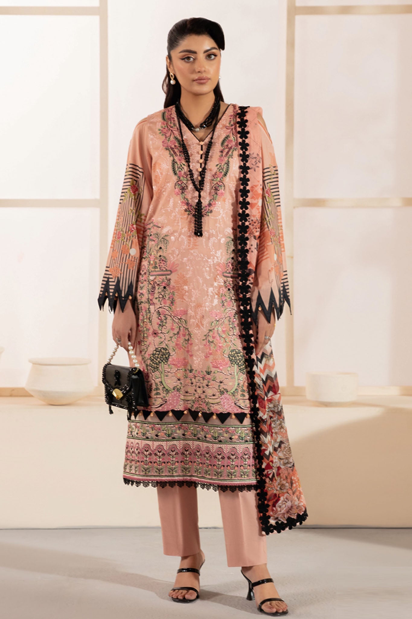 MCR212-LUX EMBROIDERED SUIT
