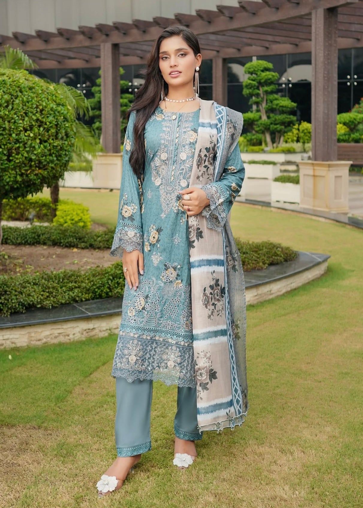 MCMR506-EMBROIDERED LAWN SUIT