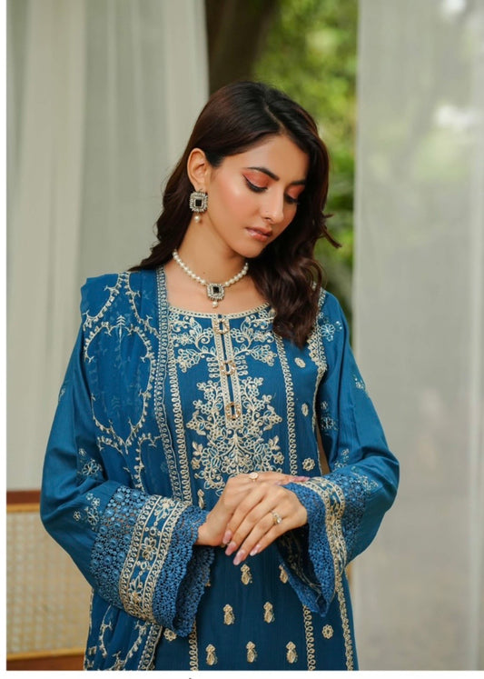 MCAG418-LUX EMBROIDERY