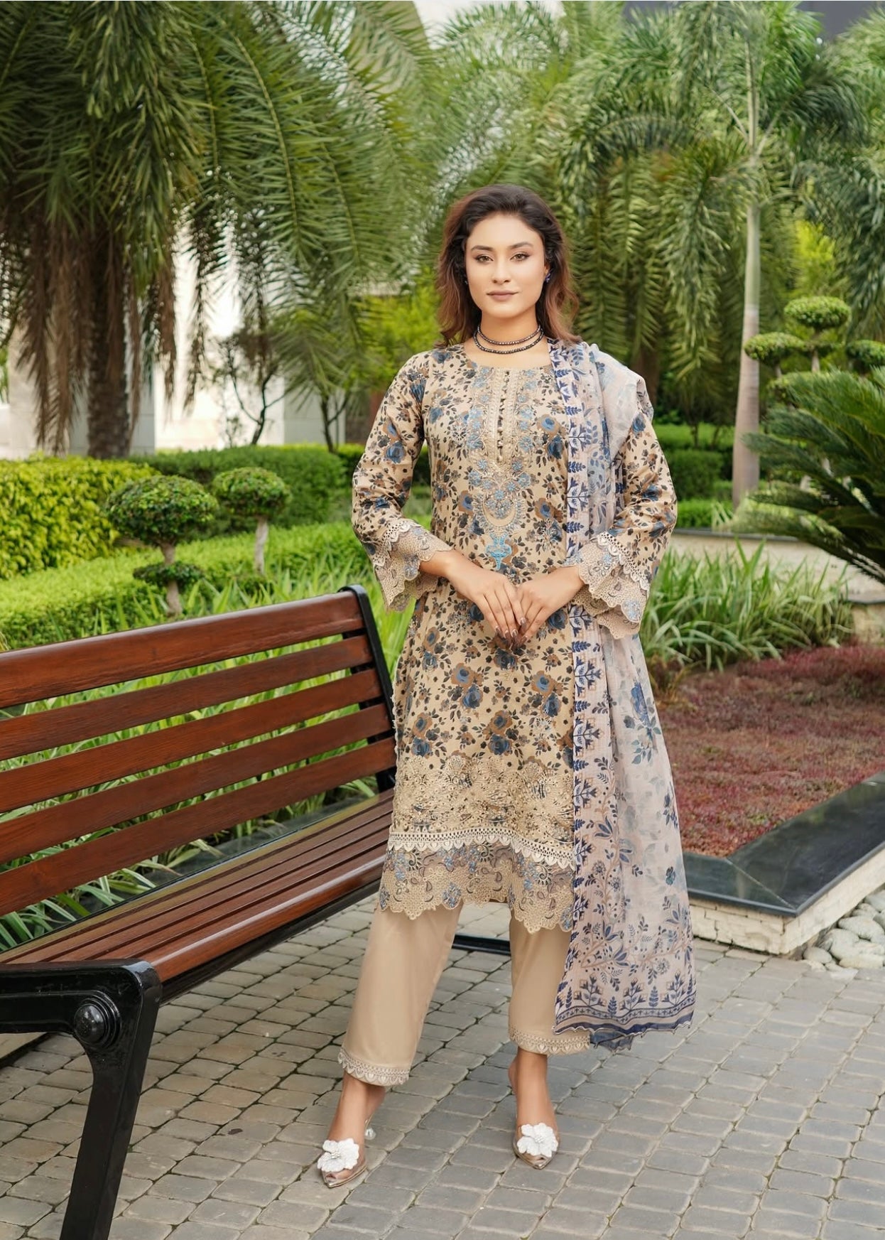 MCMR503-EMBROIDERED LAWN SUIT