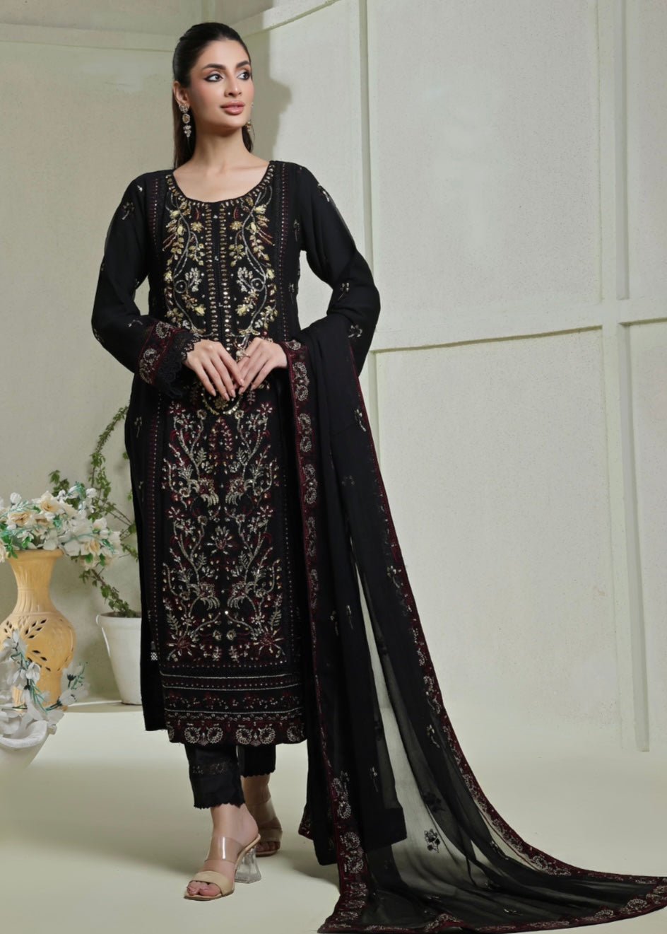 MCWU204-LUXURY CHIFFON EMBROIDERED SUITS