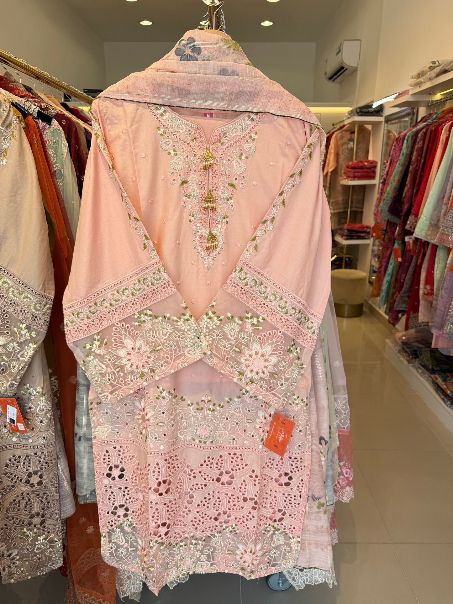 MCSE111-EMBROIDERED SUIT