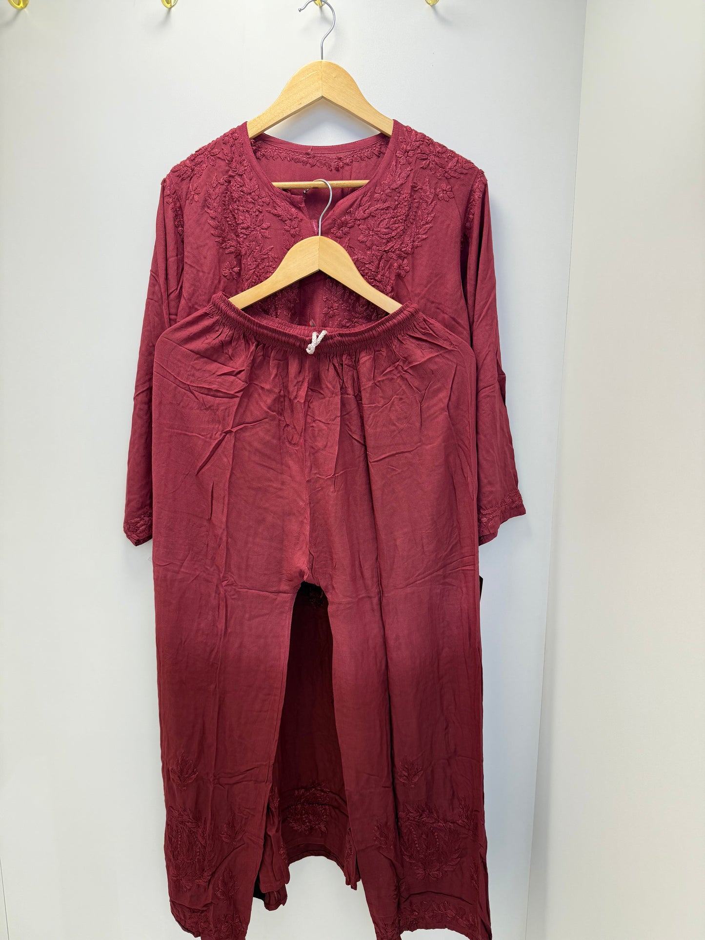 MCCK112-PREMIUM CHIKANKARI KURTI SET