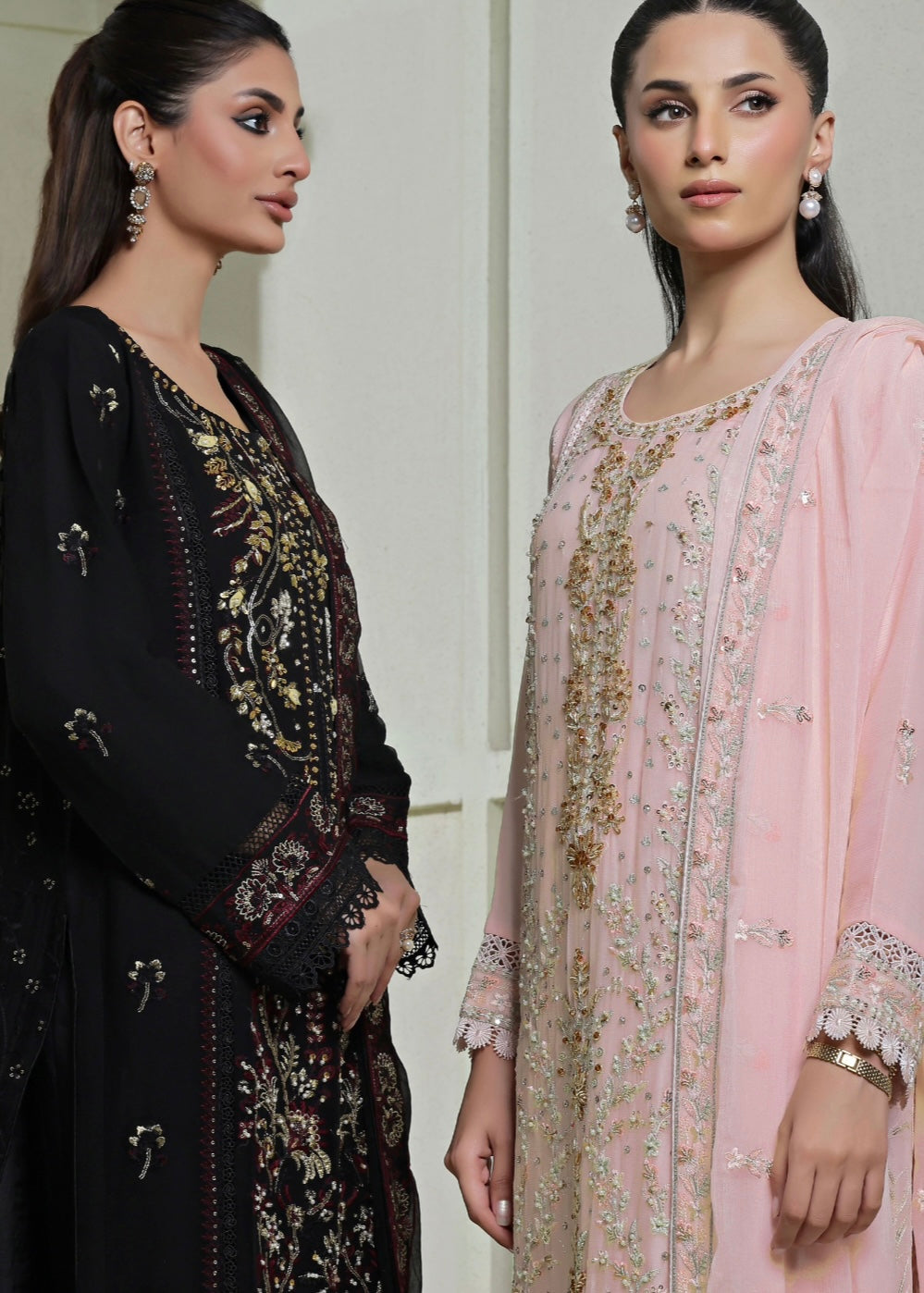 MCWU205-LUXURY CHIFFON EMBROIDERED SUITS