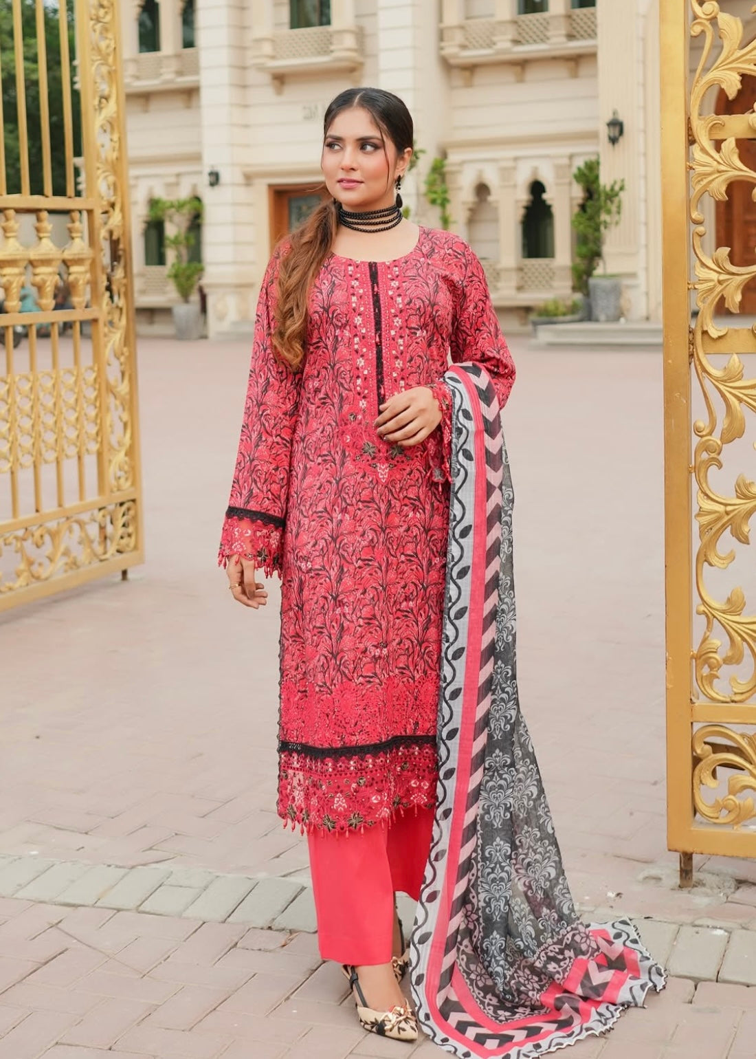 MCMR305-EMBROIDERED LAWN SUIT