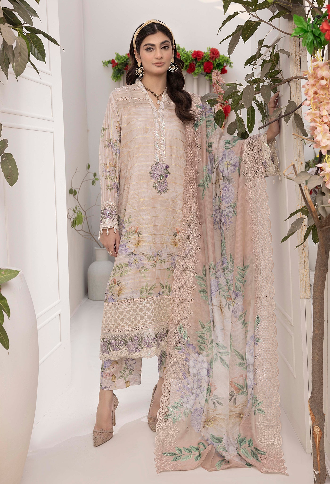MCAL201-PREMIUM EMBROIDERED SUIT