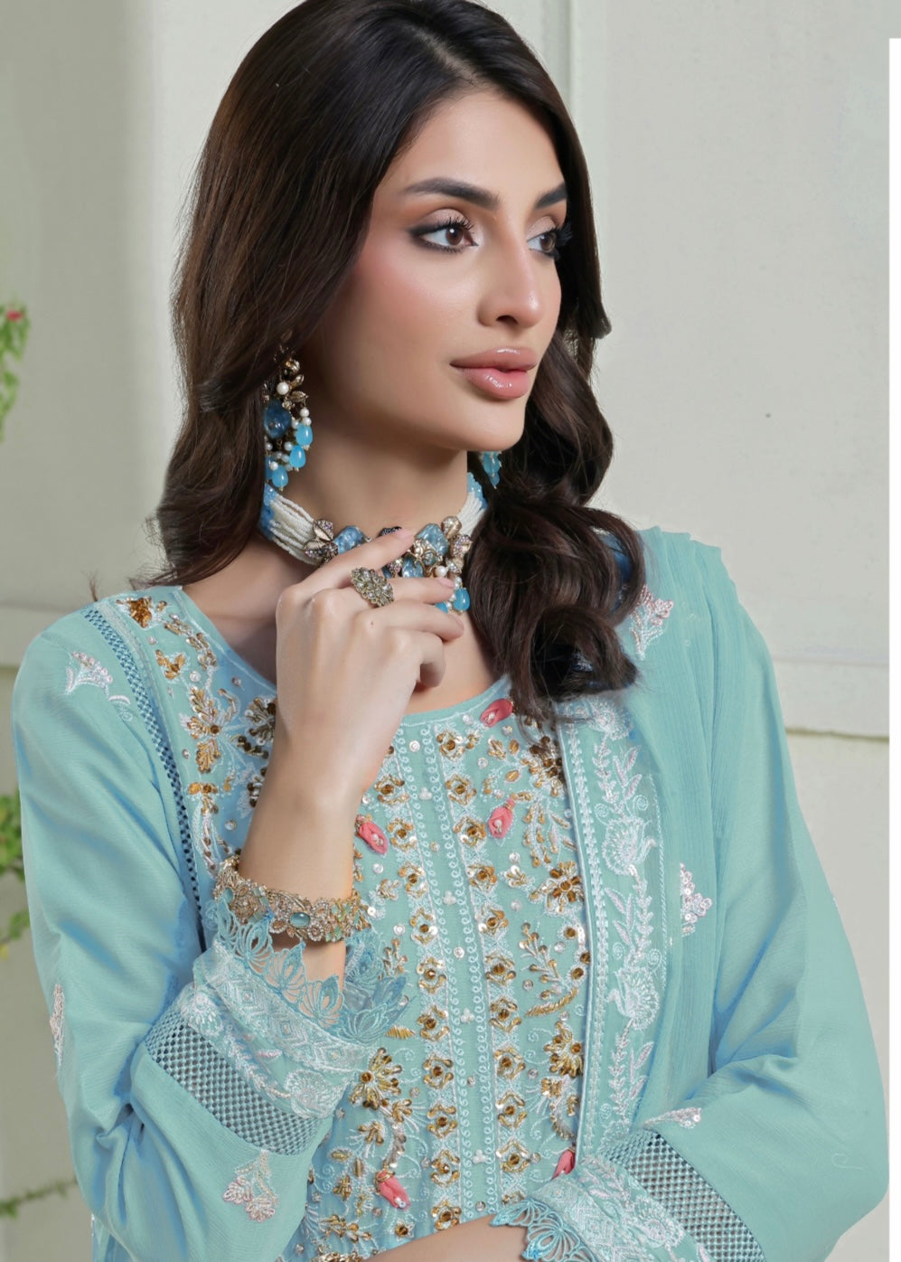 MCWU210-LUXURY CHIFFON EMBROIDERED SUITS