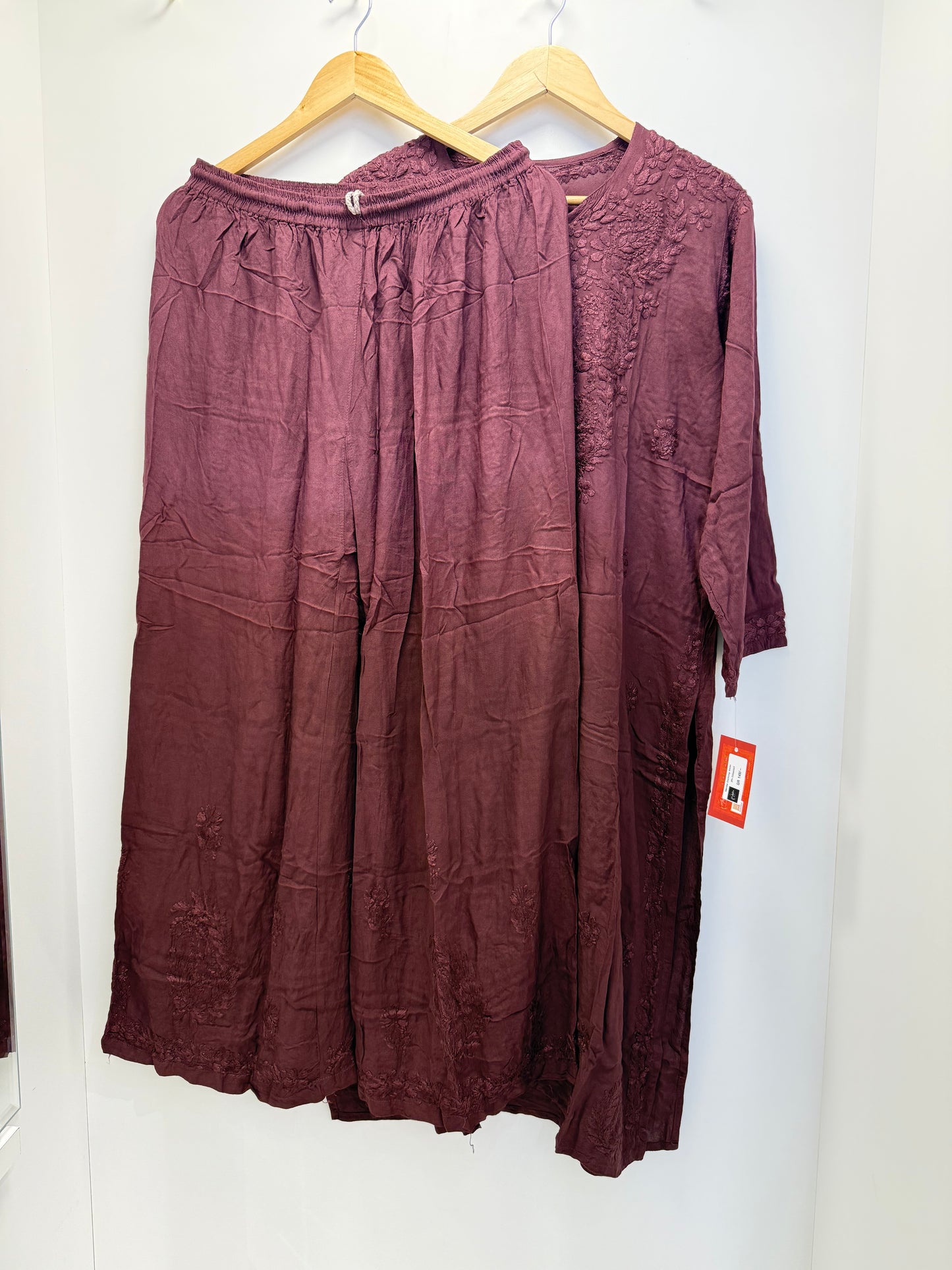 MCCK114-PREMIUM CHIKANKARI KURTI SET
