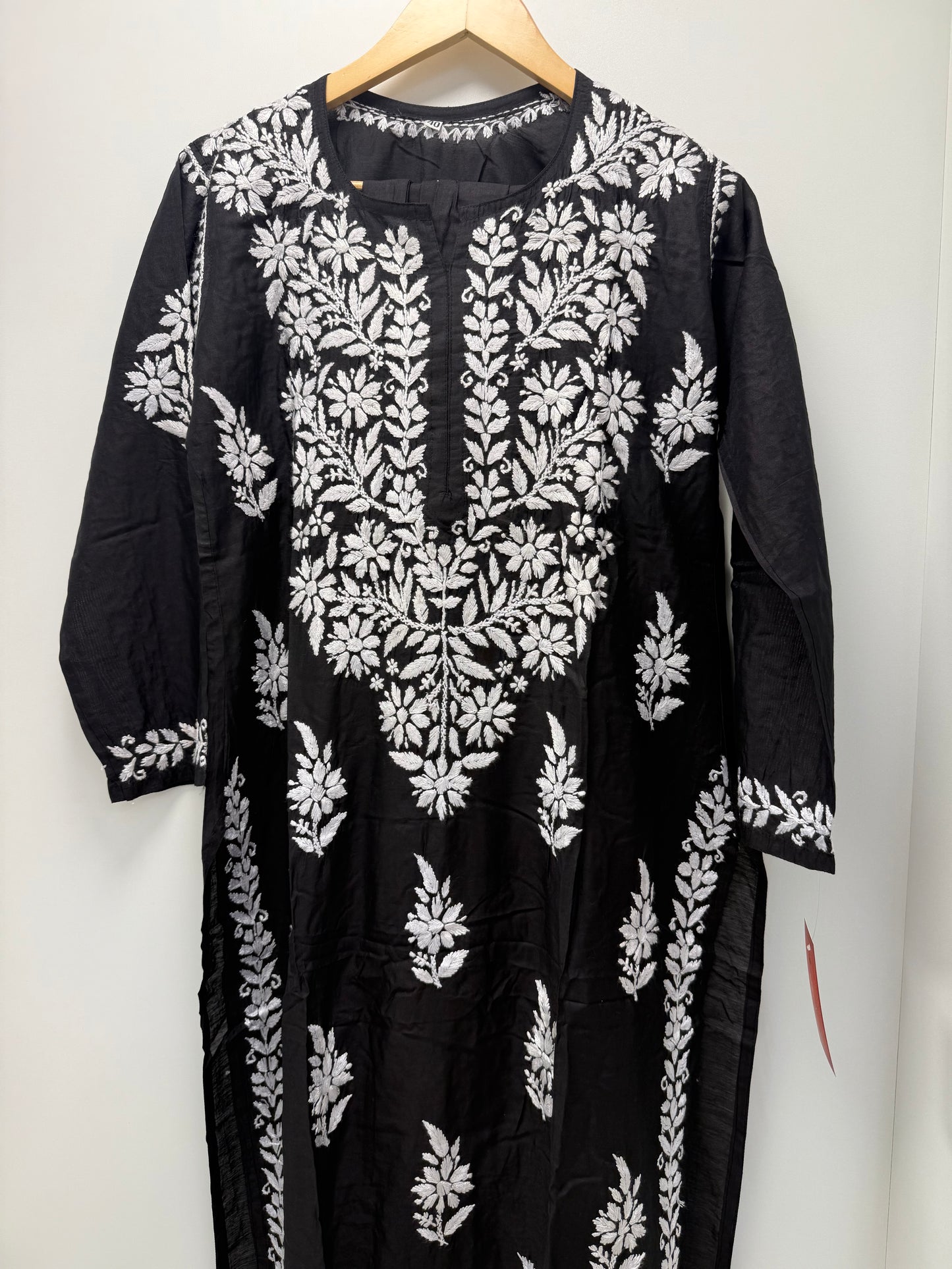 MCCK116-PREMIUM CHIKANKARI KURTI SET