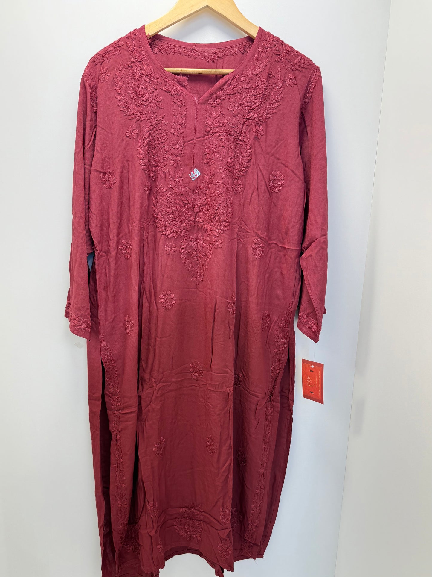 MCCK112-PREMIUM CHIKANKARI KURTI SET