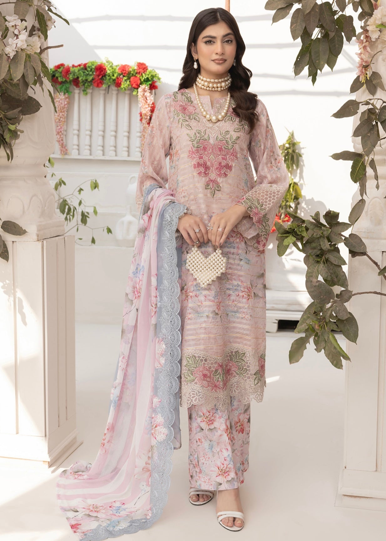 MCAL210-PREMIUM EMBROIDERED SUIT