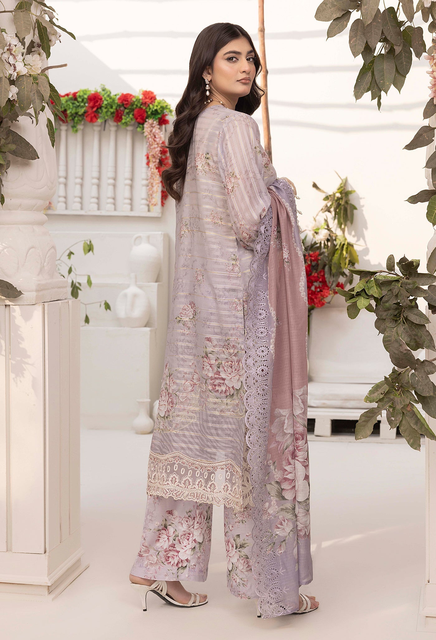 MCAL203-PREMIUM EMBROIDERED SUIT