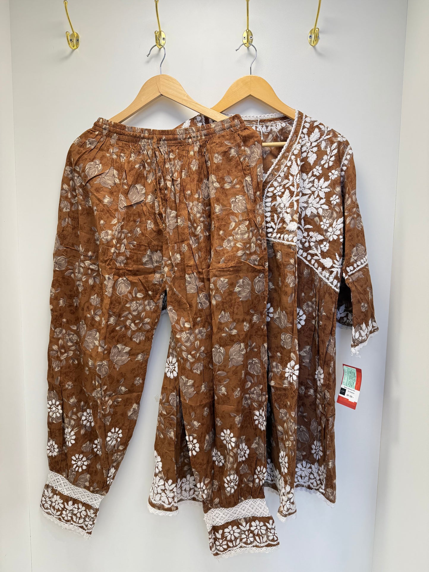 MCCK120-PREMIUM CHIKANKARI KURTI SET