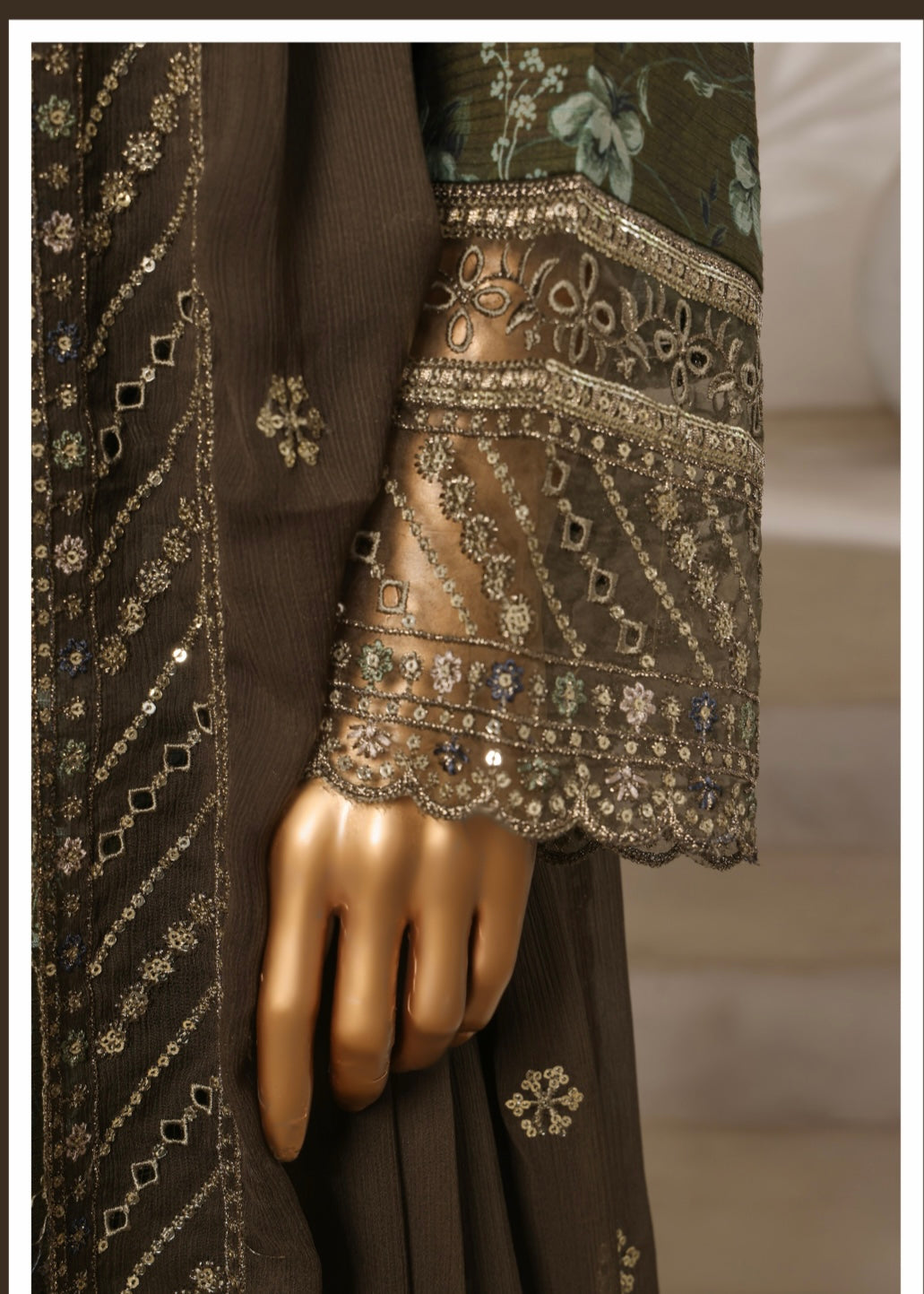 MCSBM105-EMBROIDERED FESTIVE COLLECTION