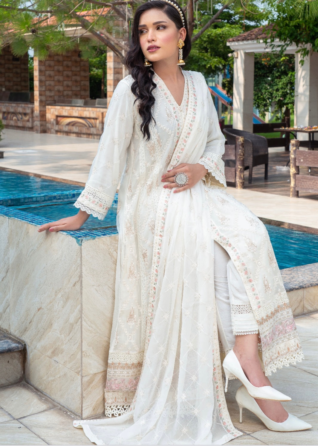 MCAN706-PREMIUM CHIFFON GOWN