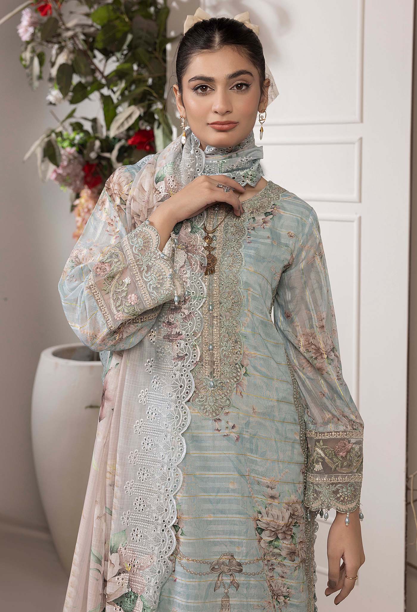 MCAL208-PREMIUM EMBROIDERED SUIT
