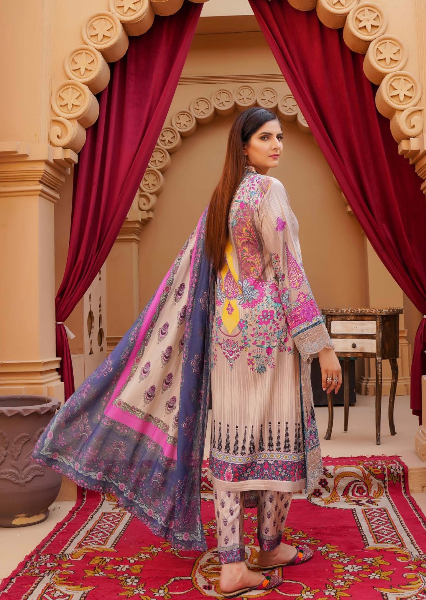 MCPKM604-REAFY TO WEAR PAKISTANI SUITS