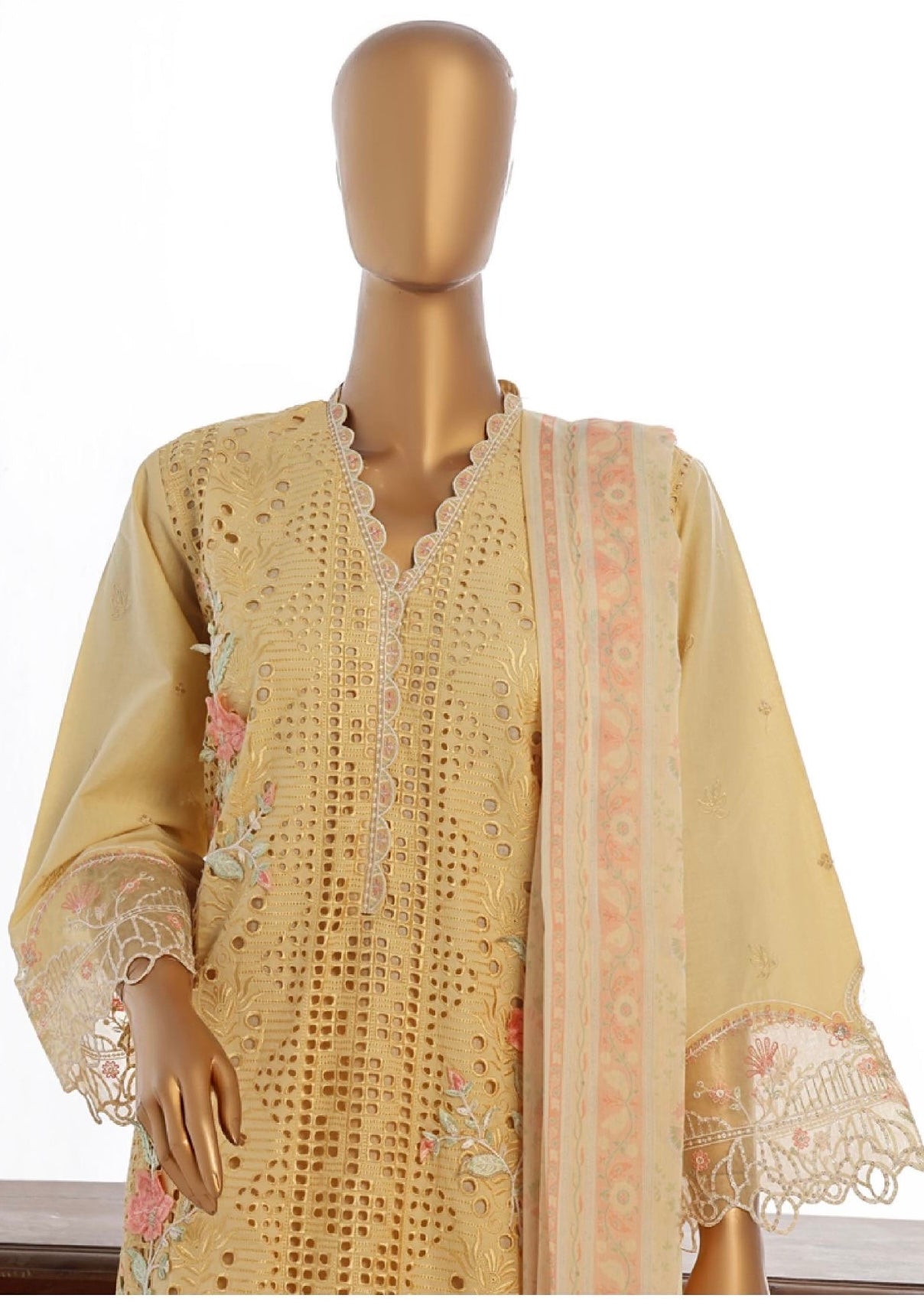 MC223-EMBROIDERED SUIT WITH CHIFFON DUPATTA
