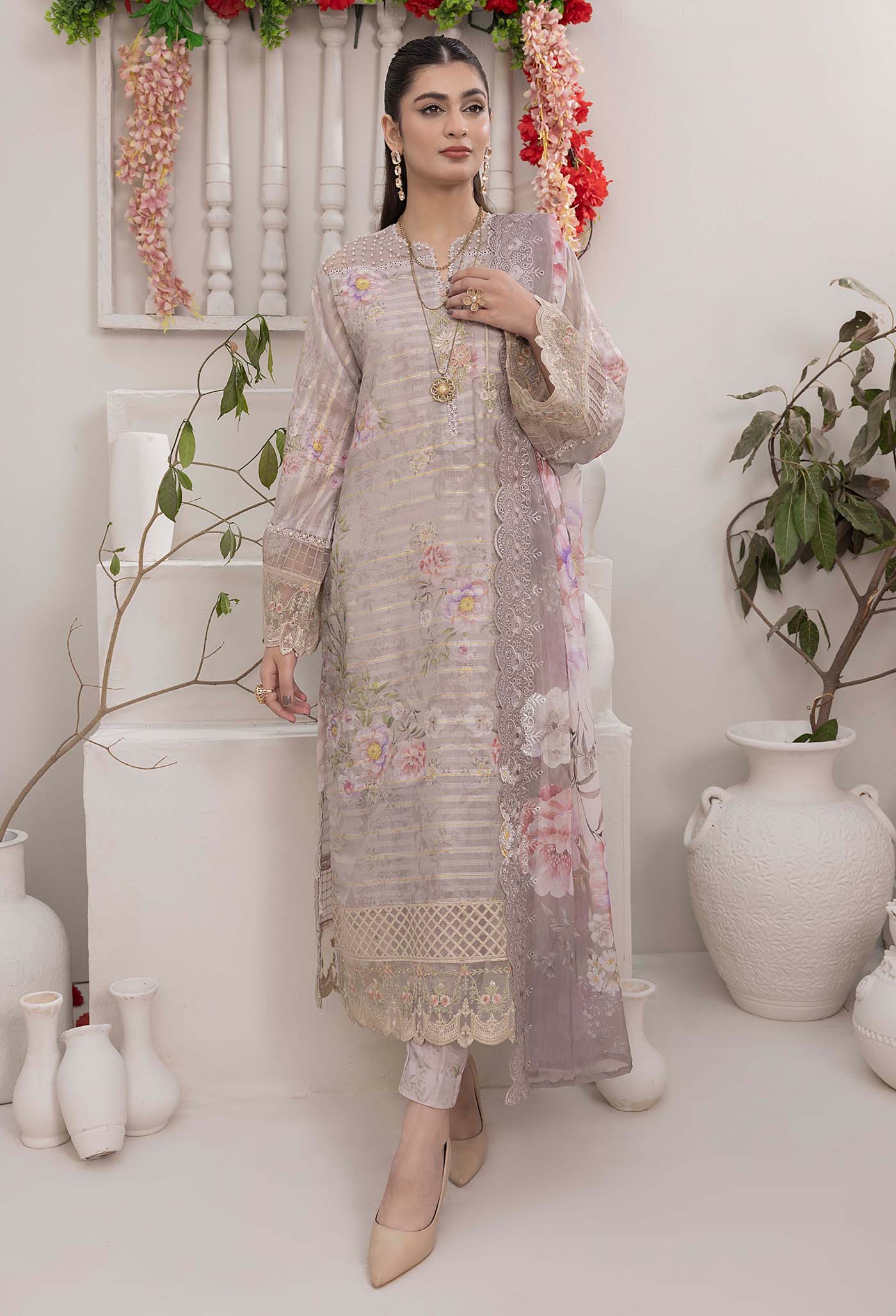 MCAL207-PREMIUM EMBROIDERED SUIT