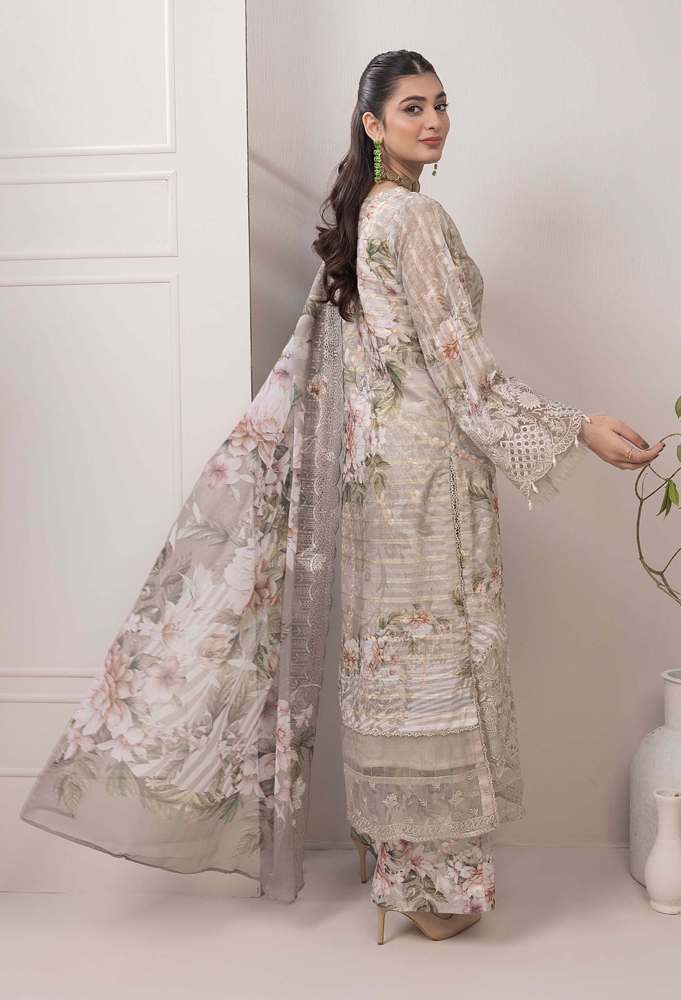 MCAL204-PREMIUM EMBROIDERED SUIT