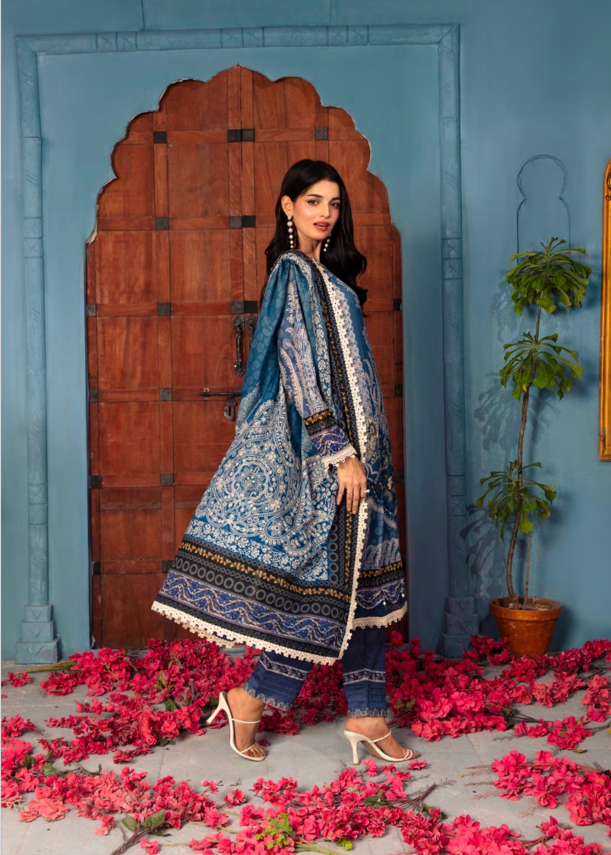 MCGA308-EMBROIDERED LAWN SUIT