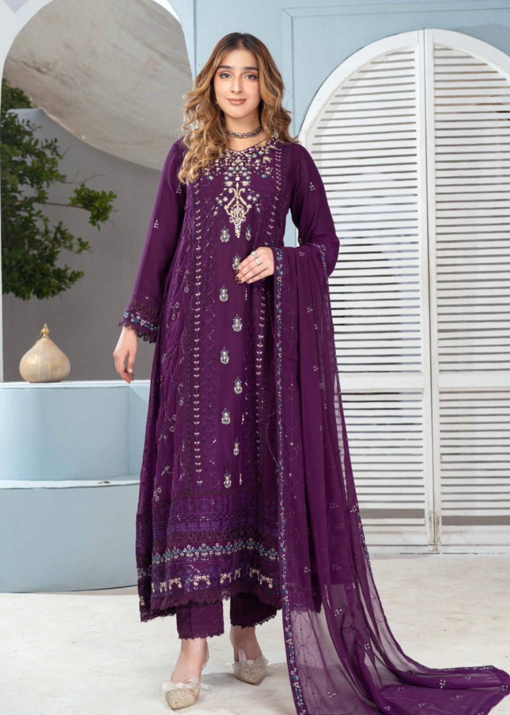MCAN505-PREMIUM CHIFFON GOWN