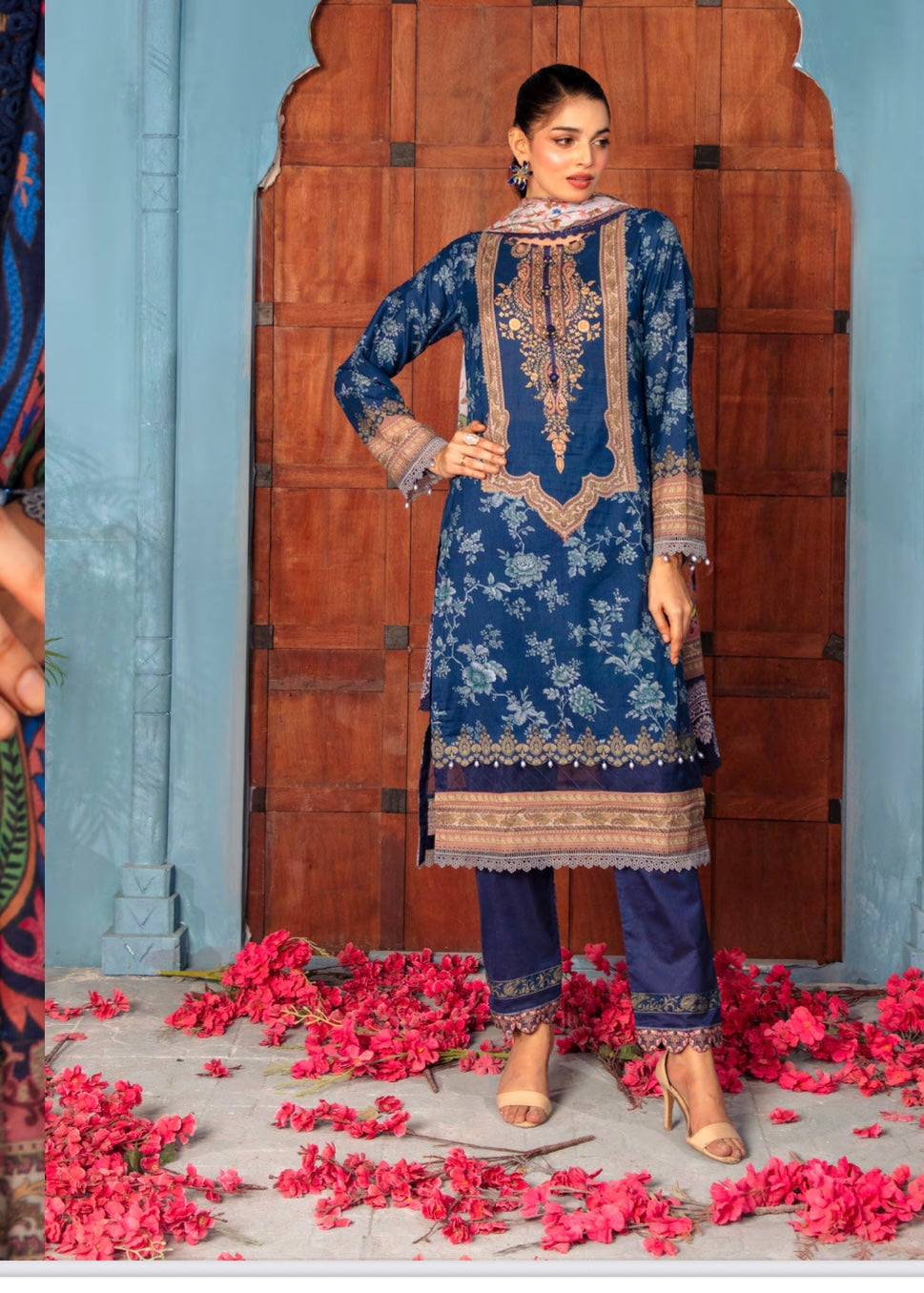 MCGA313-EMBROIDERED LAWN SUIT
