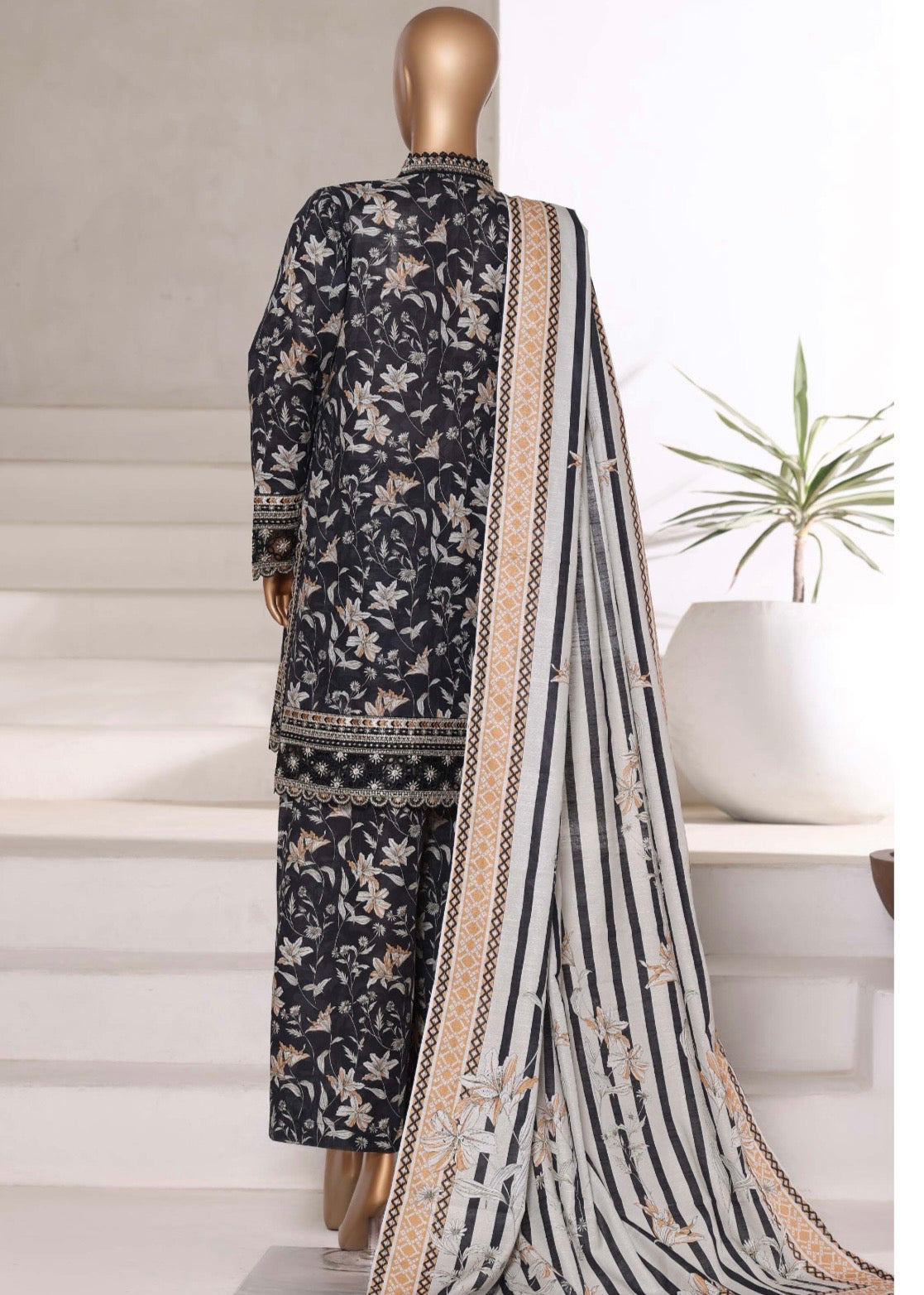 MCSBW102-EMBROIDERED KHADDAR SUIT
