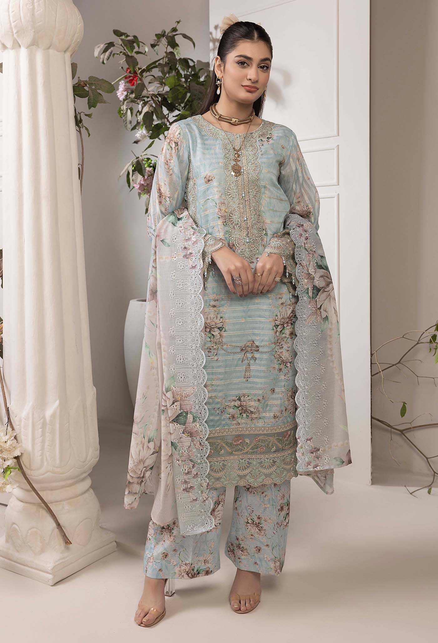 MCAL208-PREMIUM EMBROIDERED SUIT