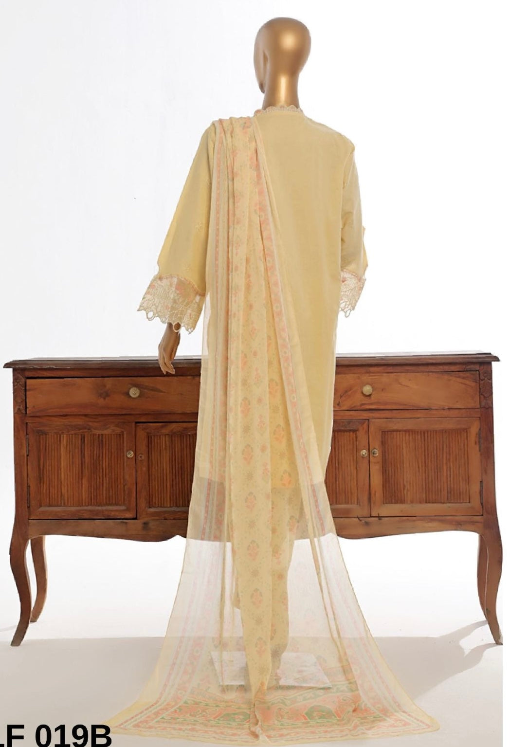 MC223-EMBROIDERED SUIT WITH CHIFFON DUPATTA