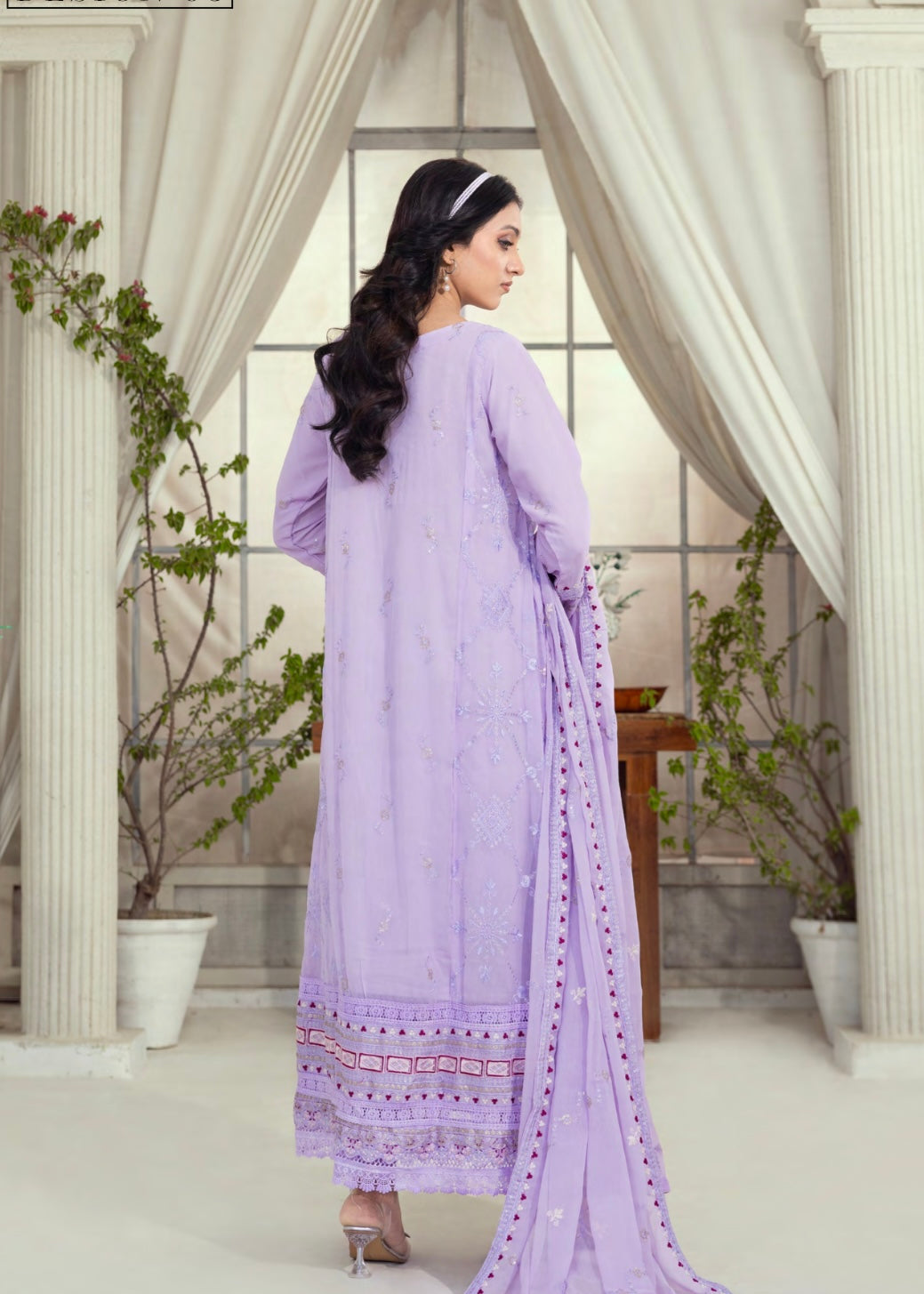 MCAN302-CHIFFON FESTIVE GOWN SUITS