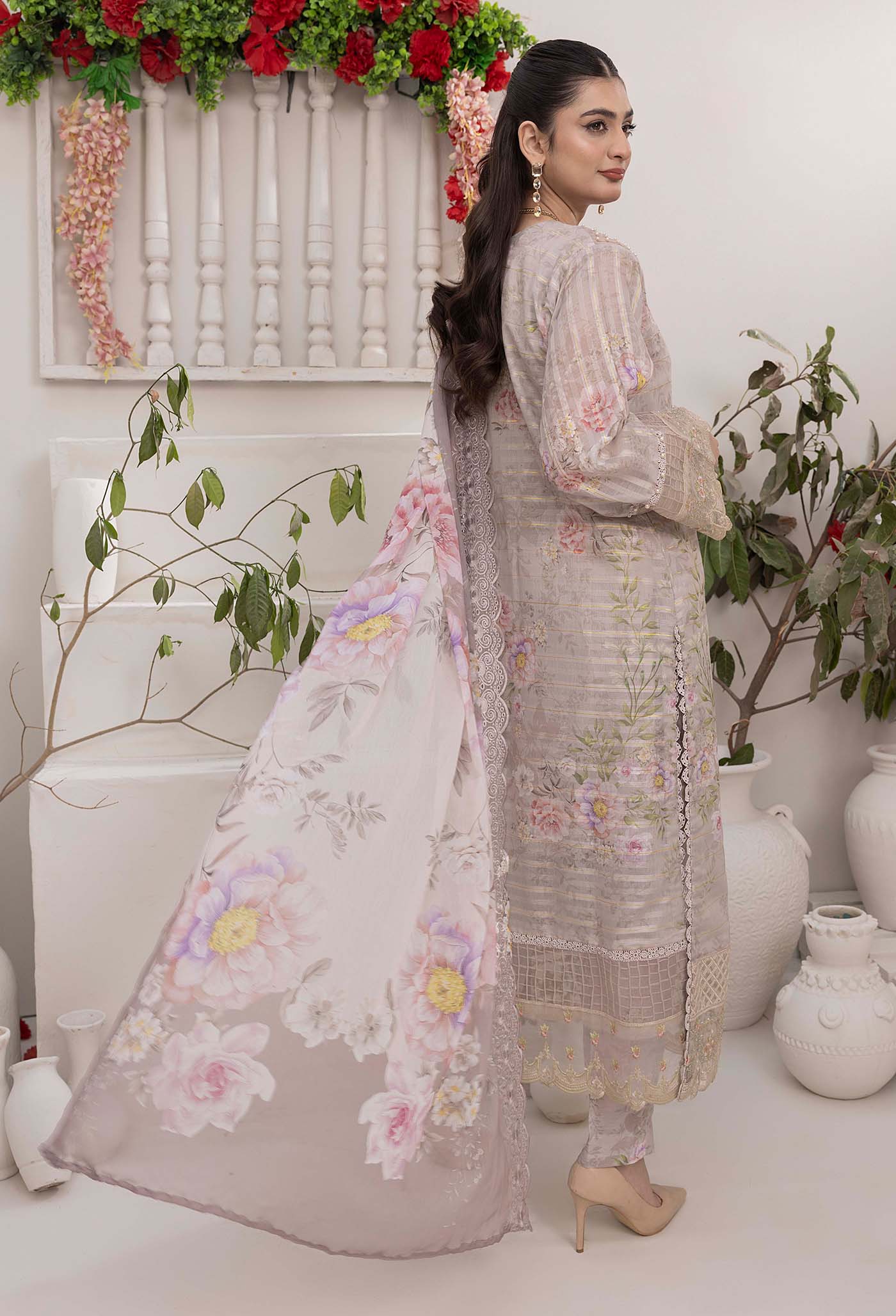 MCAL207-PREMIUM EMBROIDERED SUIT