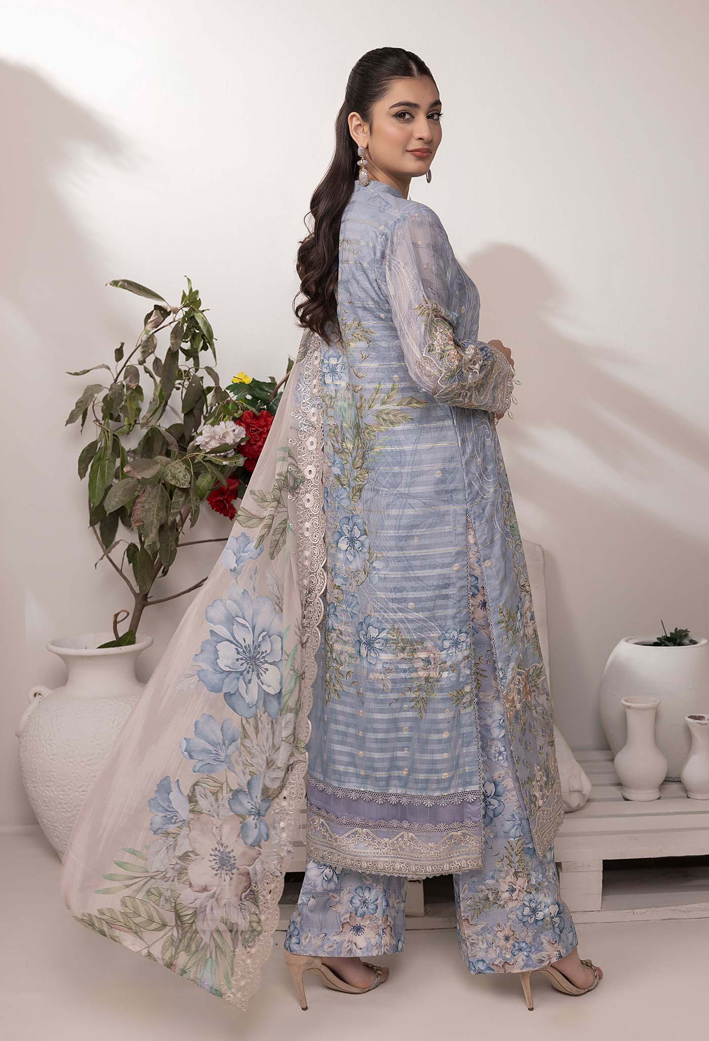 MCAL205-PREMIUM EMBROIDERED SUIT