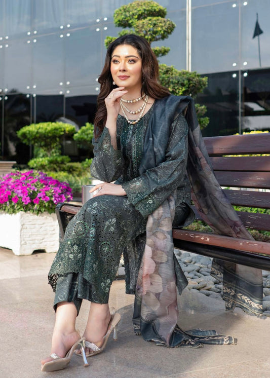 MCMR113-EMBROIDERED LAWN DUIT