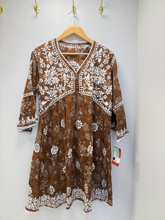 MCCK120-PREMIUM CHIKANKARI KURTI SET