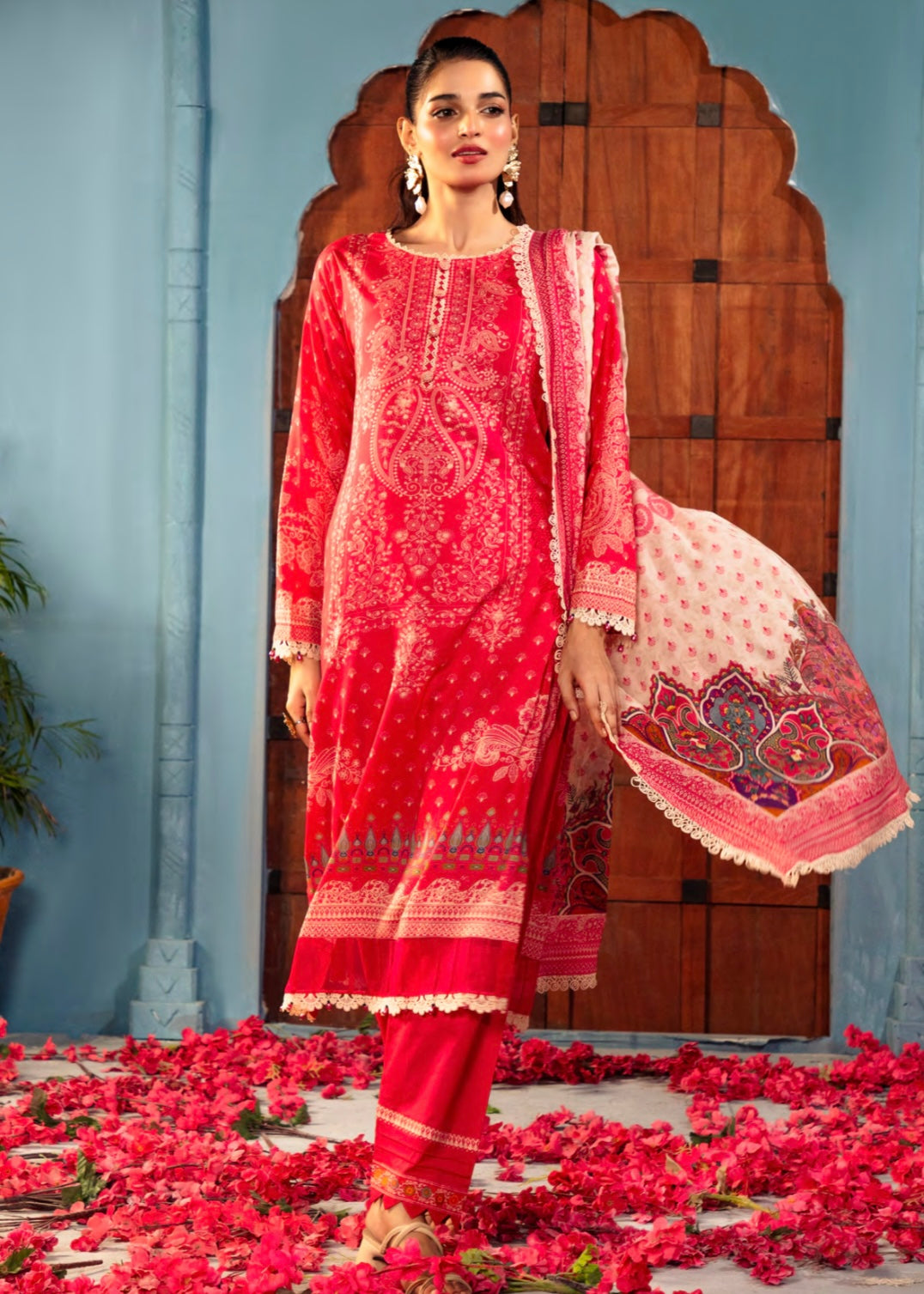 MCGA309-EMBROIDERED LAWN SUIT