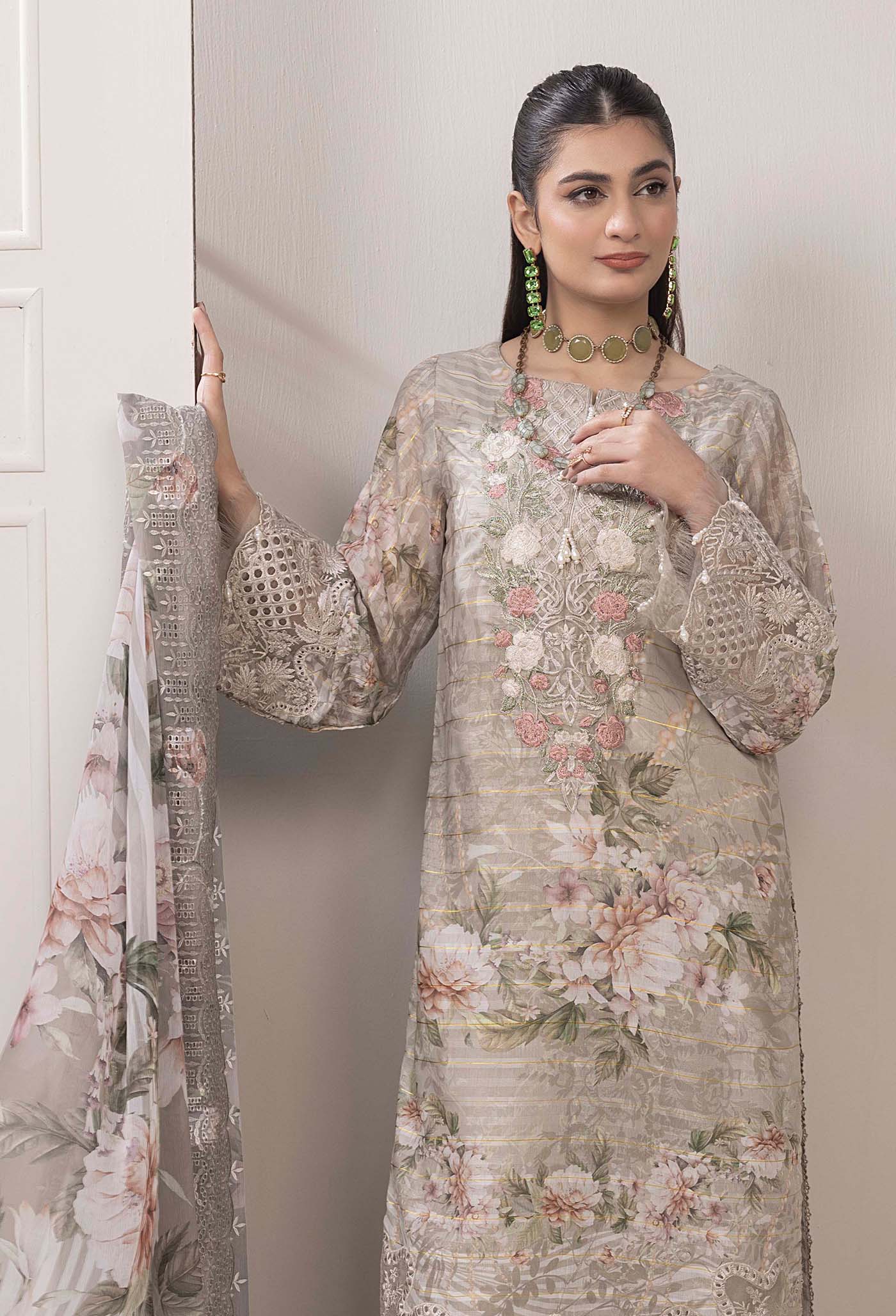 MCAL204-PREMIUM EMBROIDERED SUIT