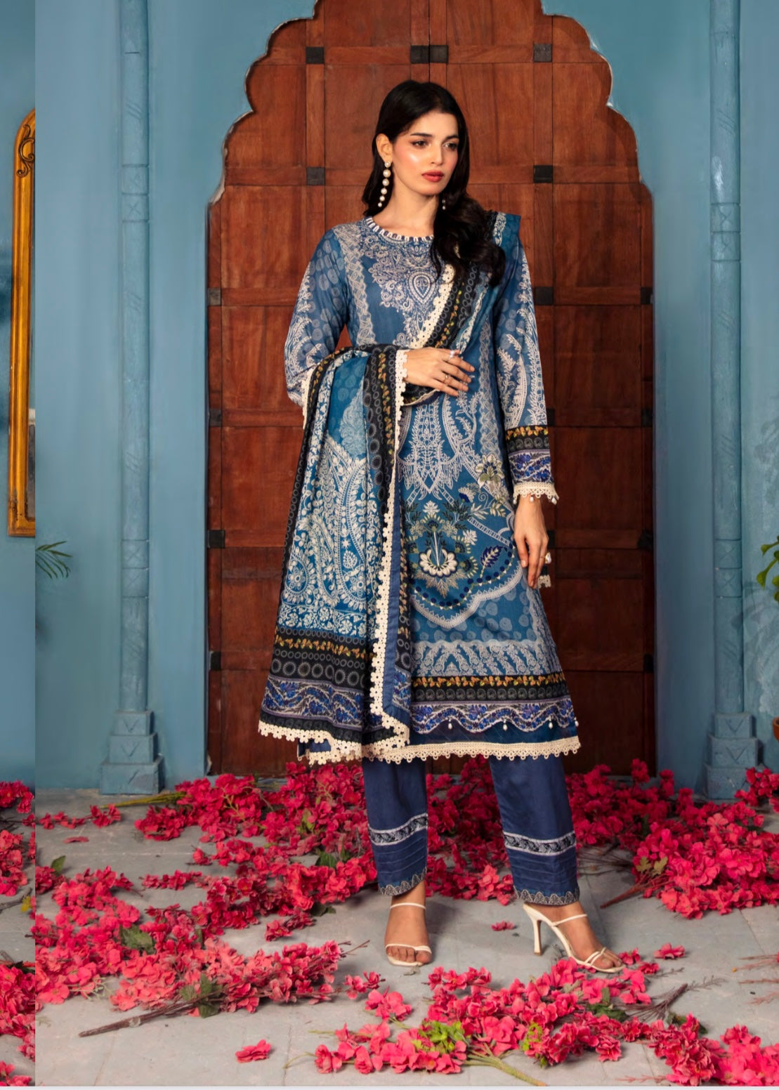 MCGA308-EMBROIDERED LAWN SUIT