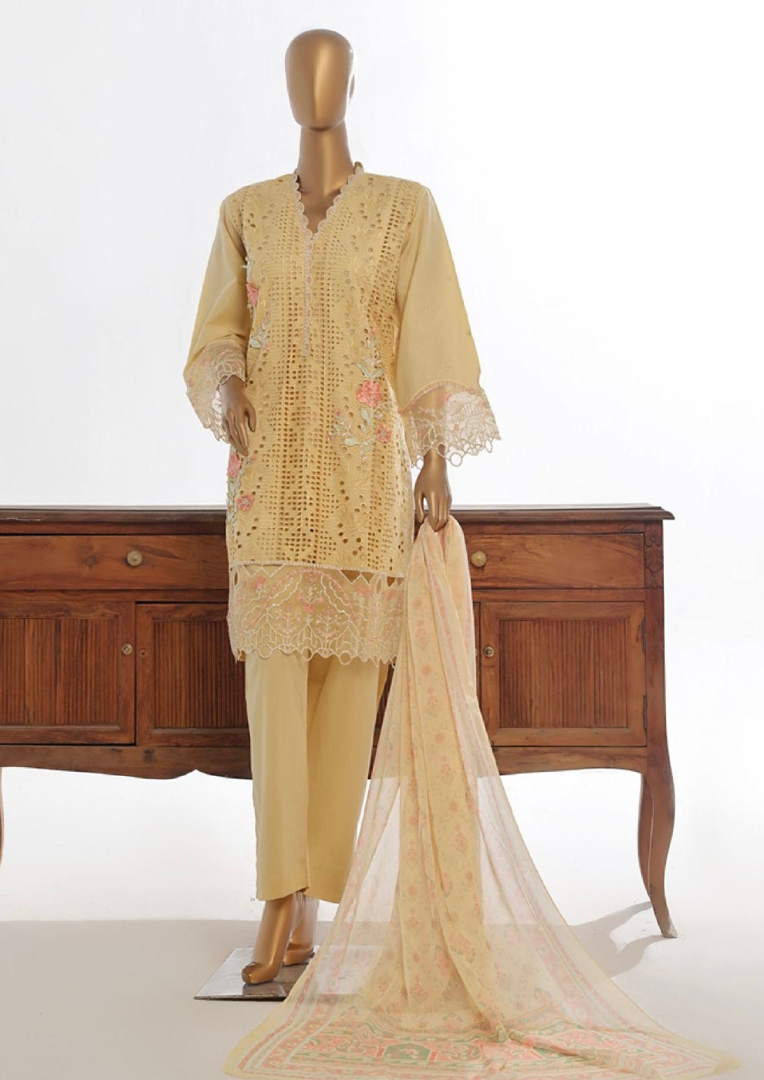 MC223-EMBROIDERED SUIT WITH CHIFFON DUPATTA