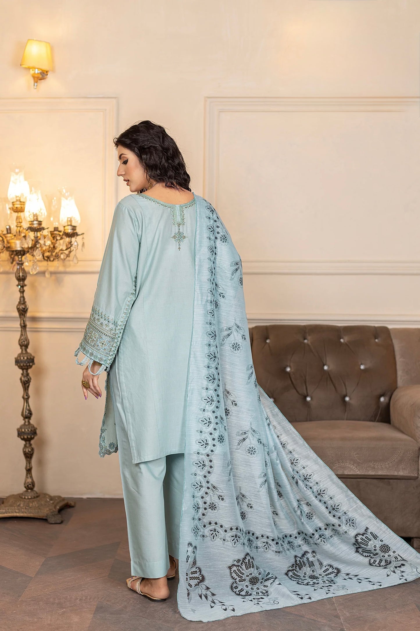 MCSE105-EMBROIDERED LAWN SUIT