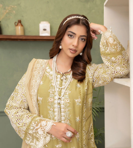 MCAR111-LUXURY COTTON LAWN SUITS
