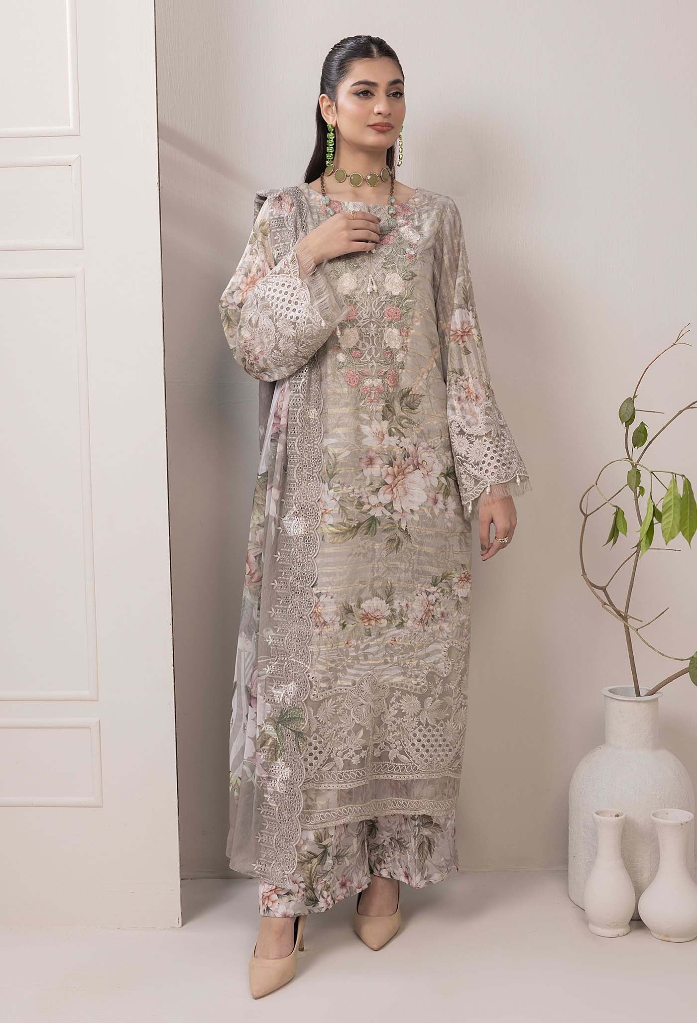 MCAL204-PREMIUM EMBROIDERED SUIT