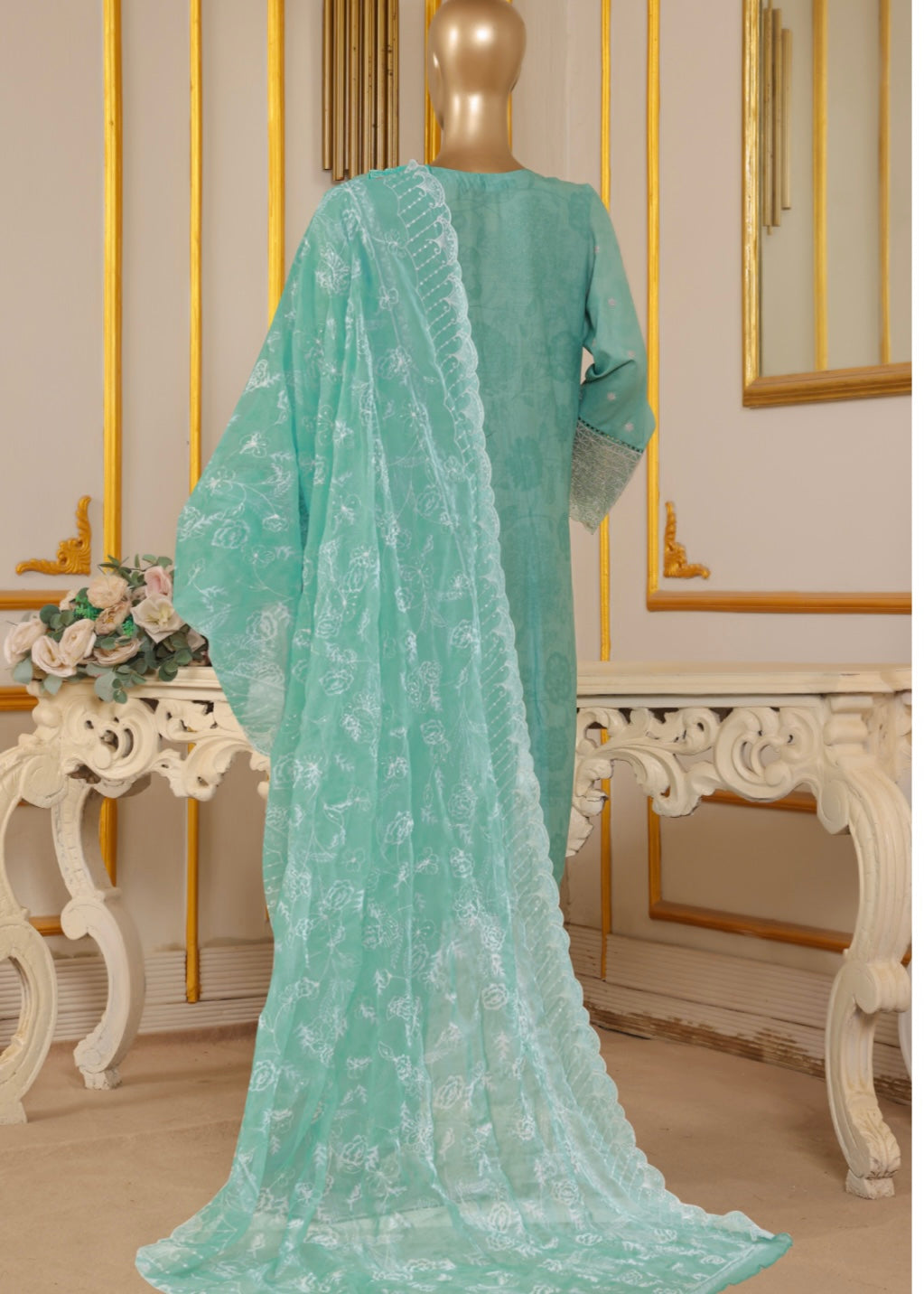 MCBS905-EMBROIDERED LAWN SUIT WITH CHIFFON DUPATTA